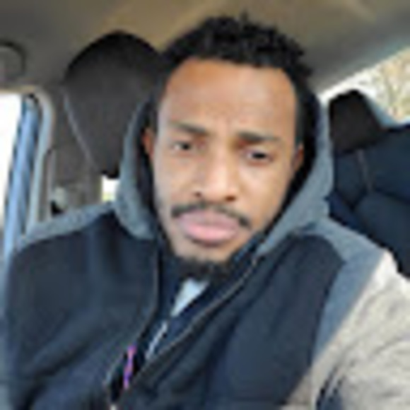 Meet your Posher, Frantzi - Picture 1 of 1